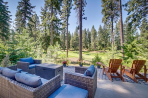 Stunning Cle Elum Retreat with Fire Pit and Hot Tub!